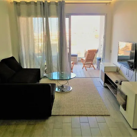 Ocean Garden 2 Bedrooms *